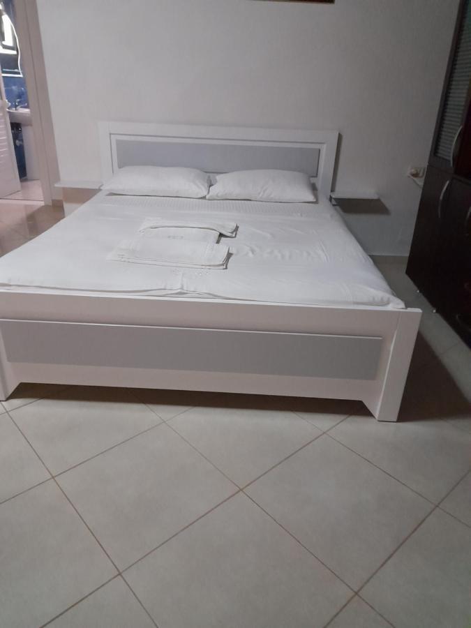 Guesthouse Nedin 사밀 외부 사진
